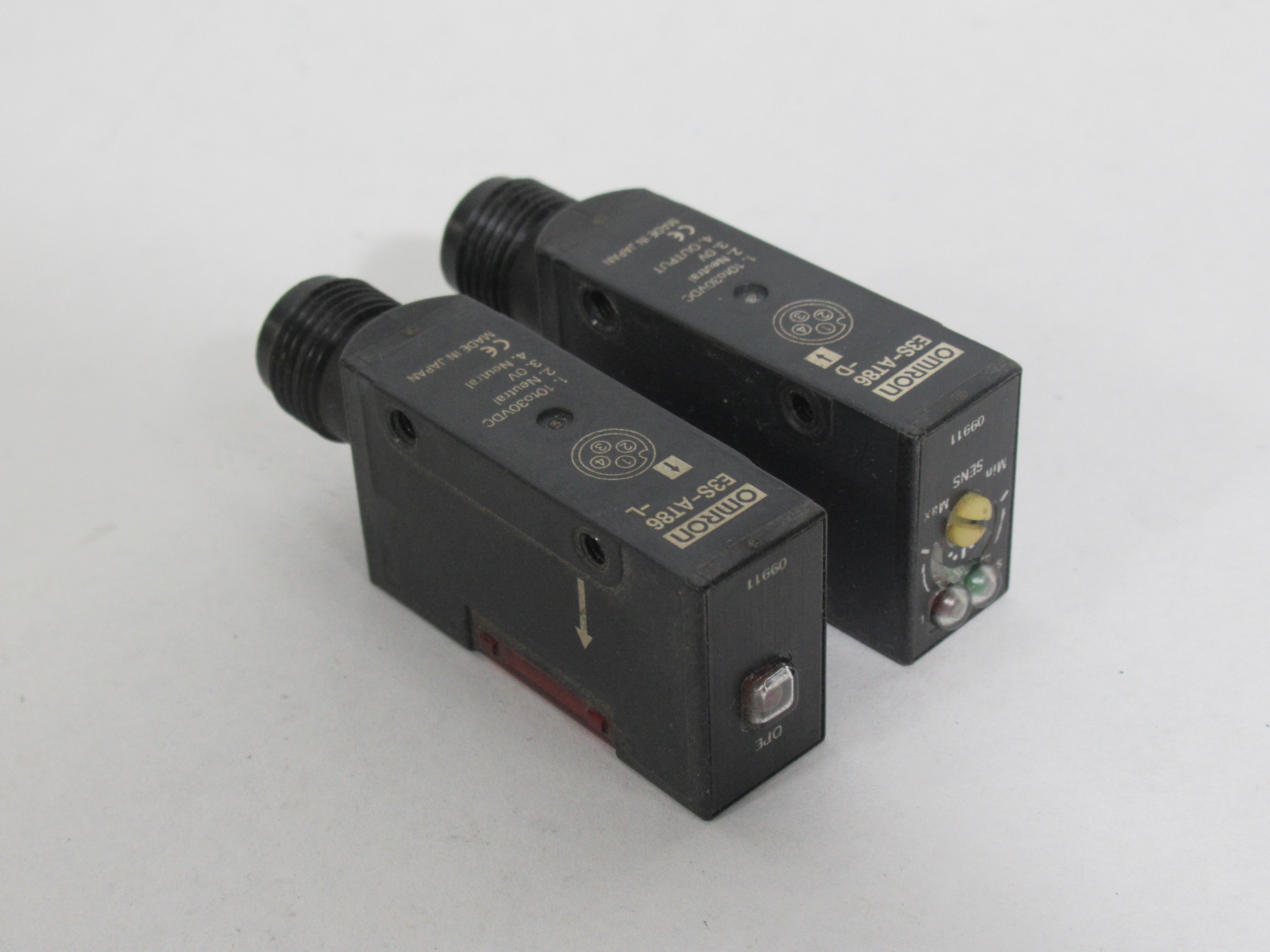 Omron E3SAT86 Amplifier Photoelectric Sensor Emitter/Receiver Pair 7m