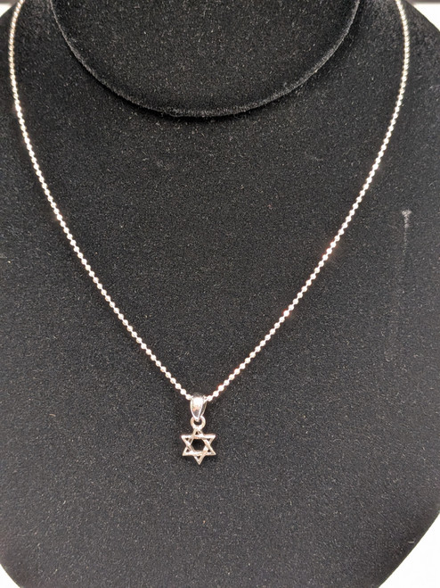 Petite Star of David Necklace – Silver Tone