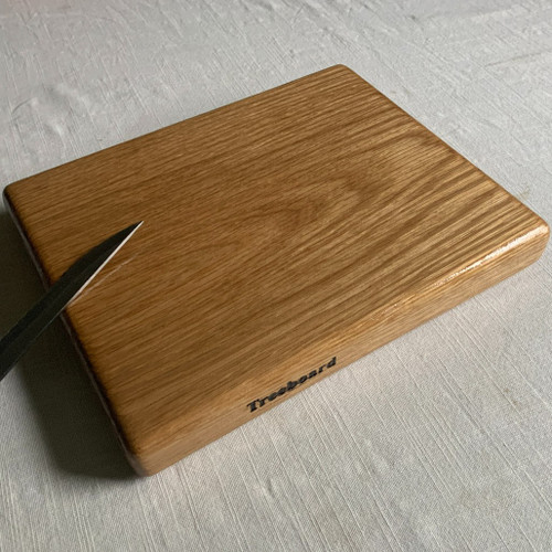 Small white oak cutting board by Treeboard