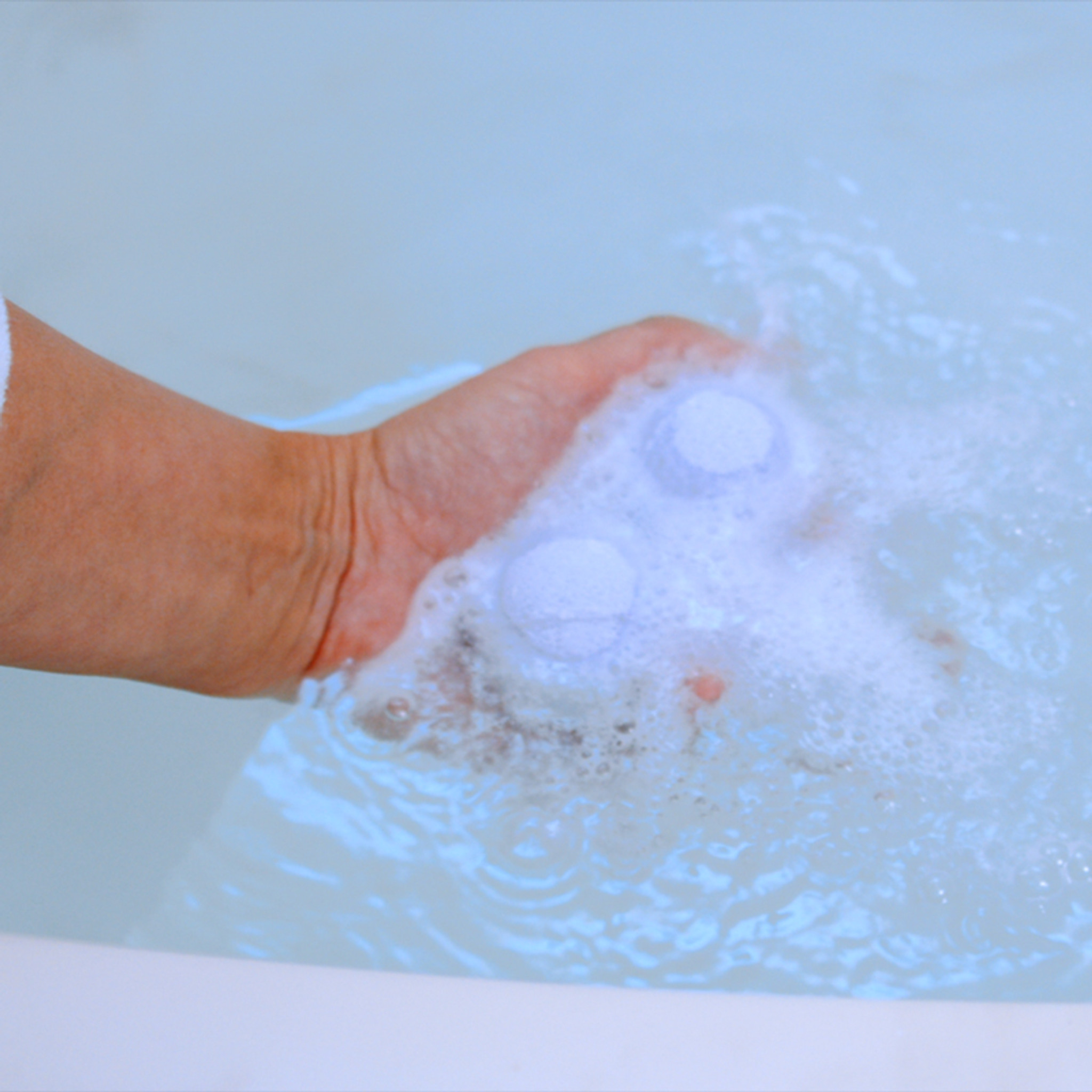 Bubble Bath Whisk, Blue