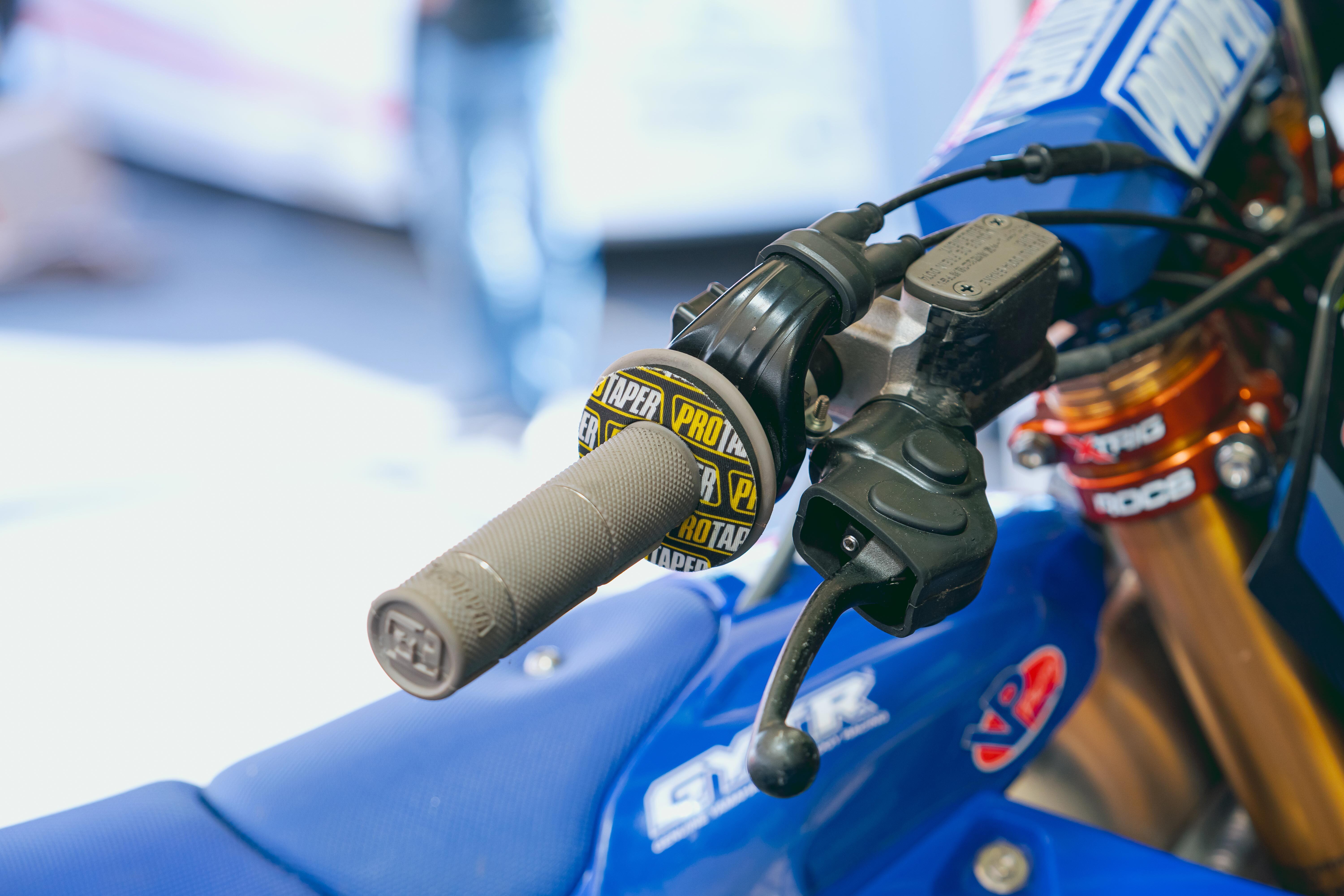 ProTaper Handlebars, Grips, & Controls | Official Website