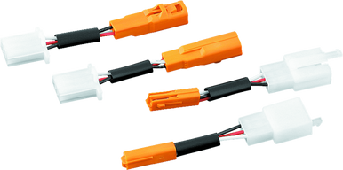 Kuryakyn Kuryakyn Adapter Plug For Front Turn Signal Accent 06-17