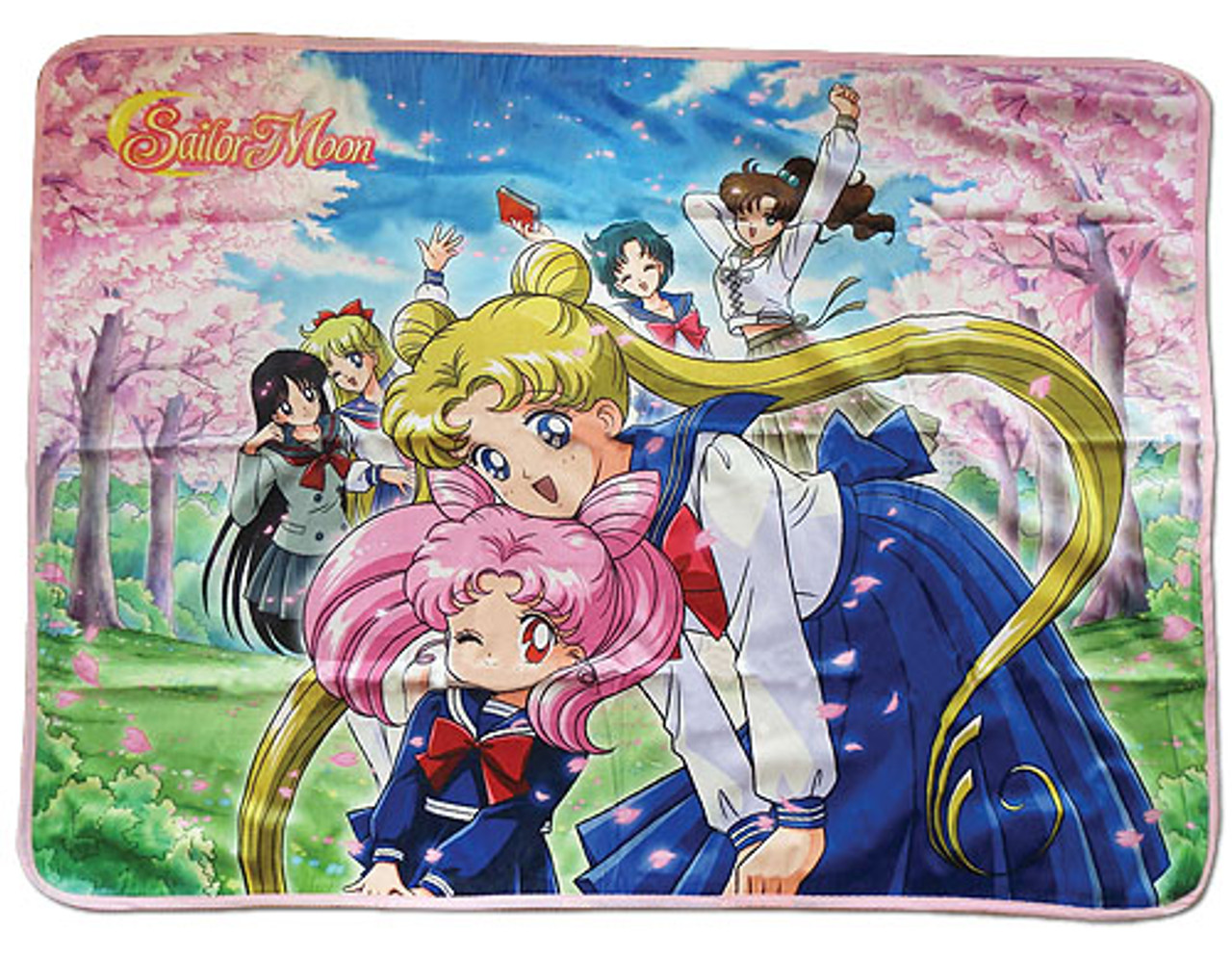 Sailor Moon Sailor Warriors In School Outfits Throw Blanket Stellas Belle