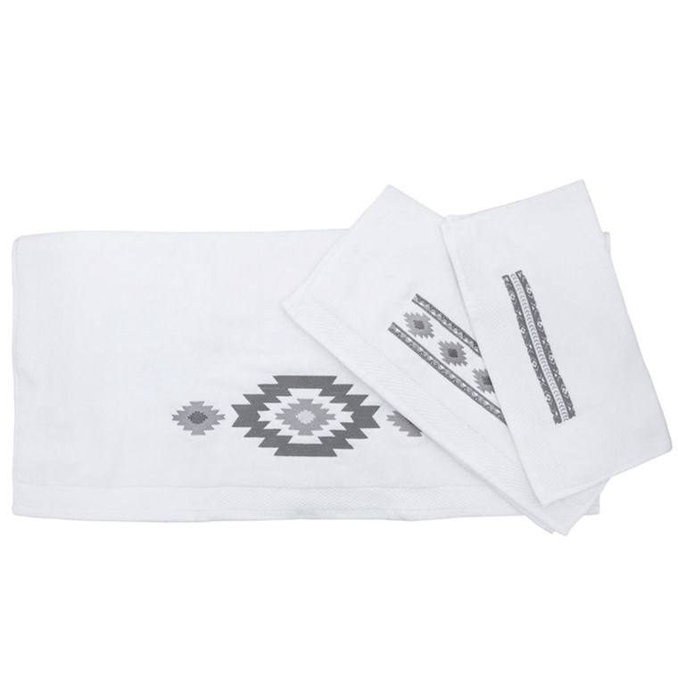 Free Spirit Embroidery Towel Set