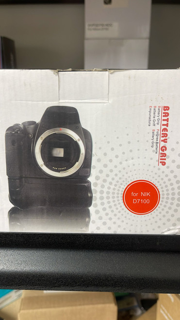 Battery Grip For Nikon D7100 - Buy Direct & Save