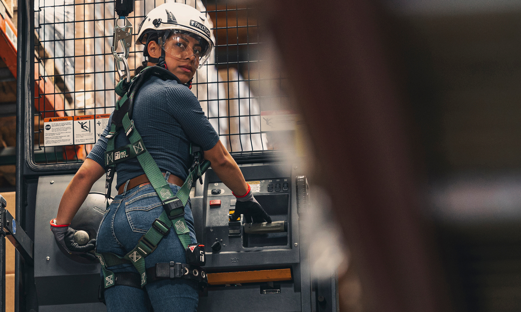 FallTech FT-1910 Fit Series Harnesses