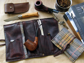 Pipe Smoking Accessories that Every Avid Pipe Smoker Should Own