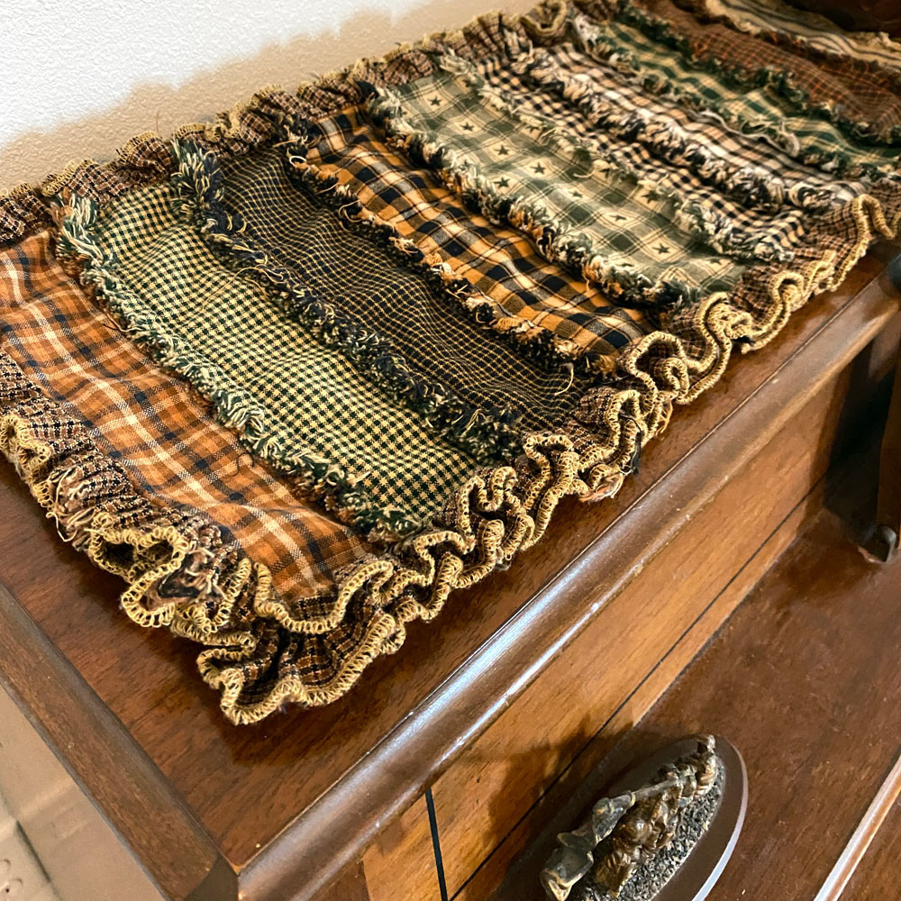 Classic Prim Rag Strip Table Runner Kit w/Pattern - Jubilee Fabric