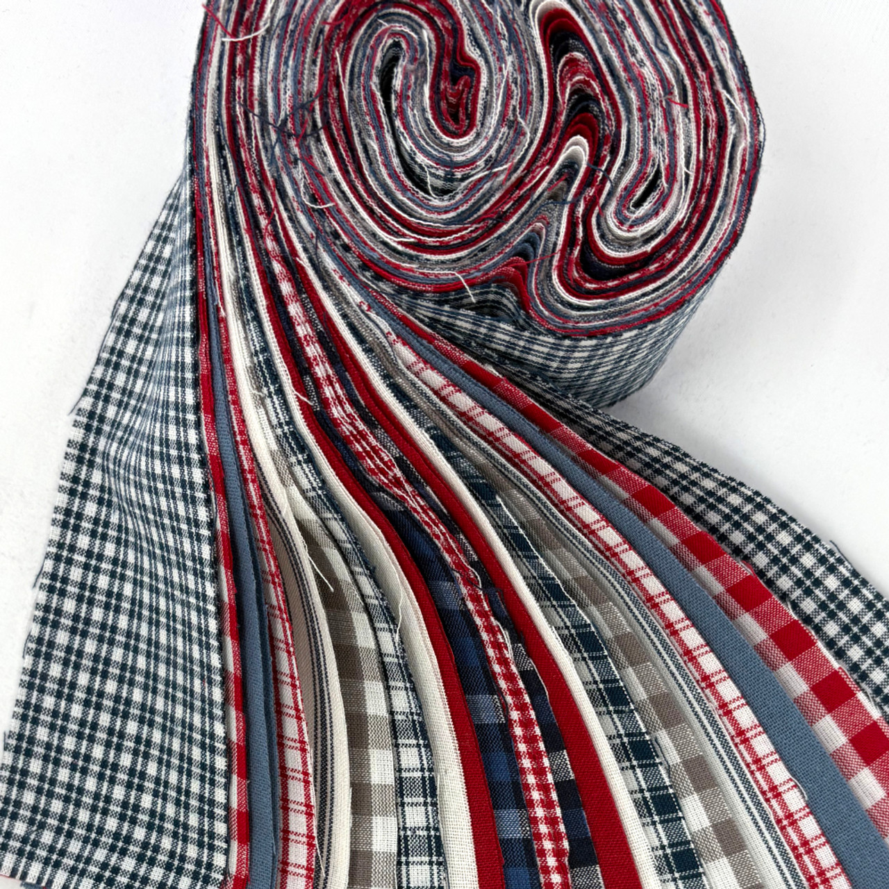 Red, White and Blue Americana Homespun Fabric 2.5 X 44-inch Roll (Jelly Roll) - 22 pc. Red, White and Blue Americana Homespun Fabric 2.5 X 44-inch Roll (Jelly Roll) - 22 pc.