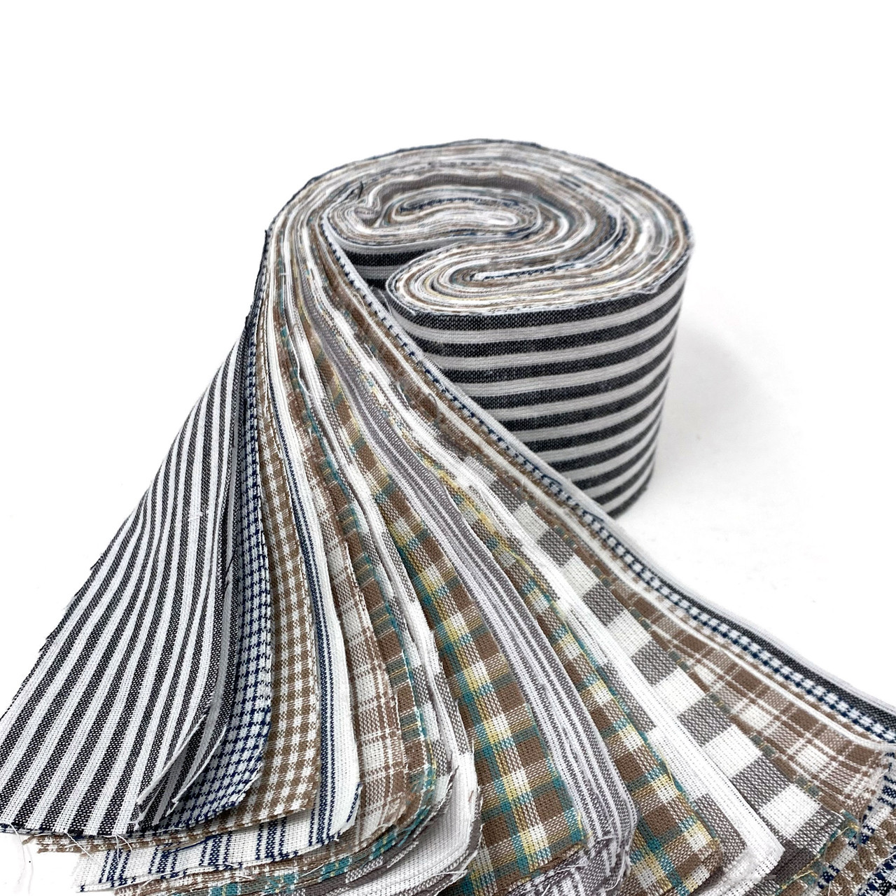 Lightwash Homespun Fabric 2.5 X 44 inch Precut Roll (Jelly Roll) - 22 pc.