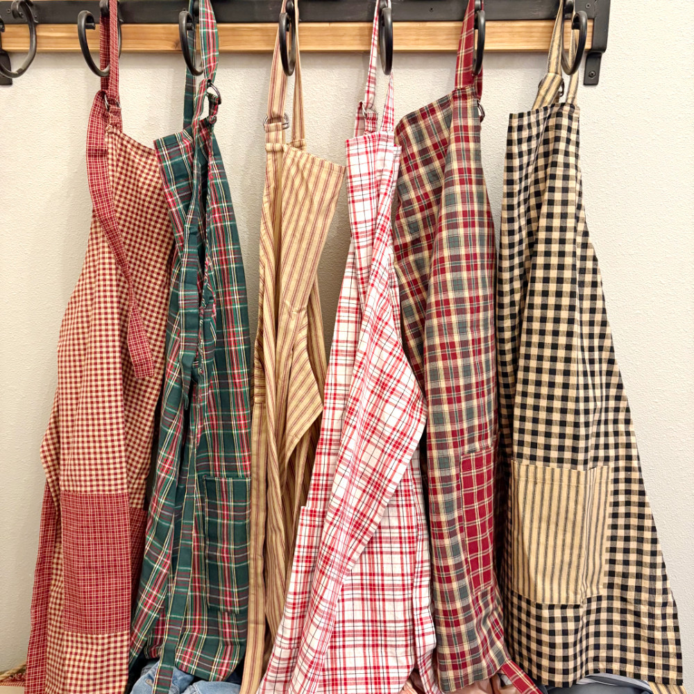Primitive Red Plaid Hostess Apron with Gift Bag