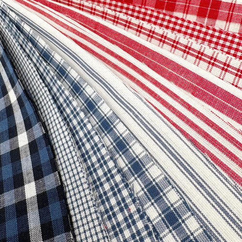 Red, White and Blue Americana Homespun Fabric 2.5 X 44-inch Roll (Jelly Roll) - 22 pc.