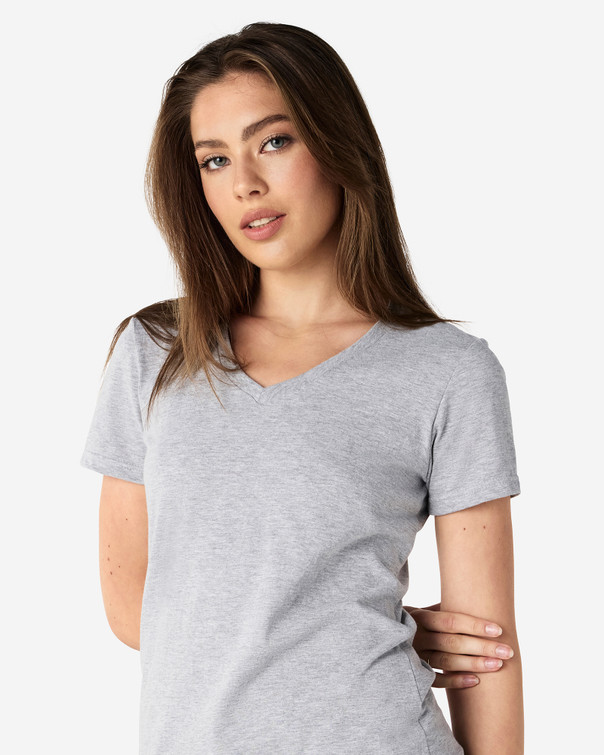 Gildan Softstyle 64V00L Women’s Semi-Fitted V-Neck T-Shirt