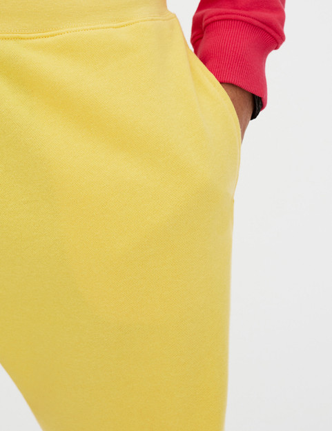 Basic coloured shorts