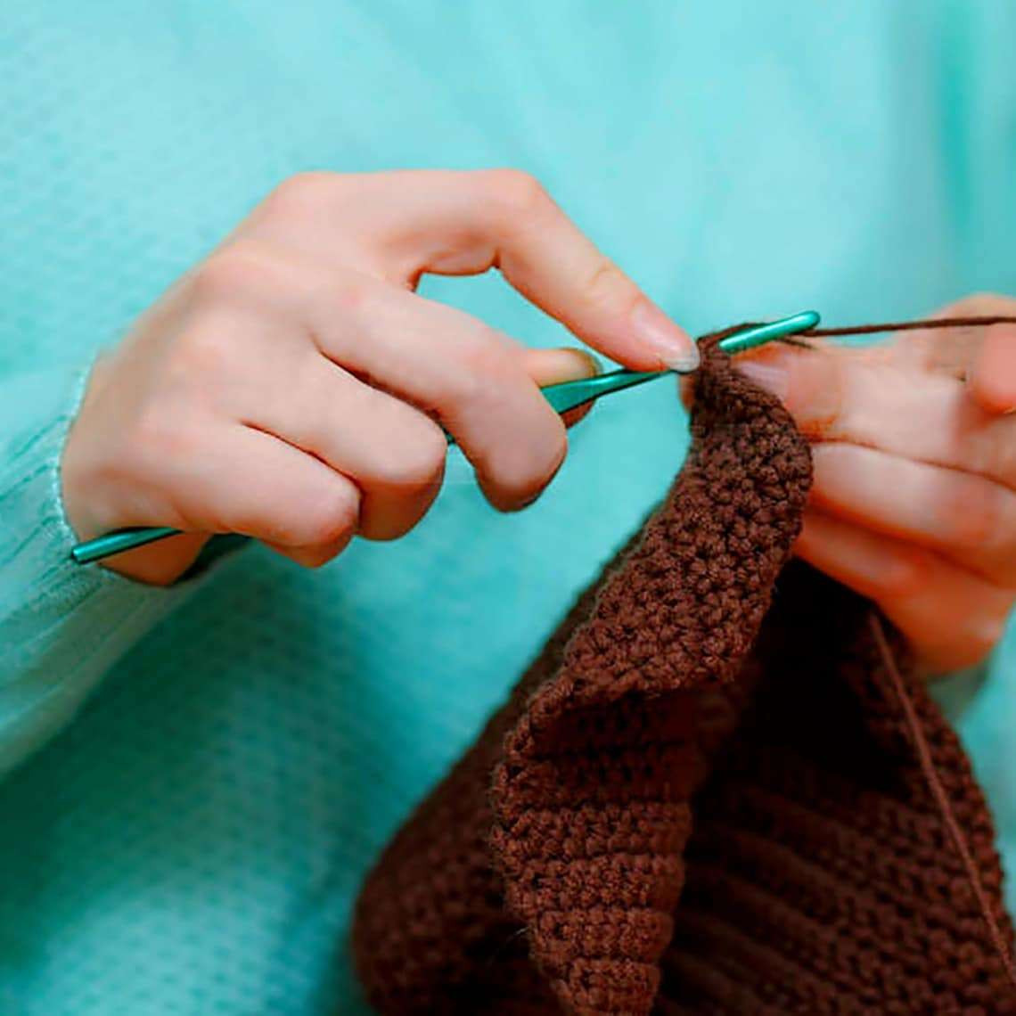 6 Pcs 3.5 mm Aluminum Crochet Hook Knitting Needles US Size E (Size 4) for DIY Yarn Craft, Nice Gift for Crocheting, Knitting, KIT (Pink)