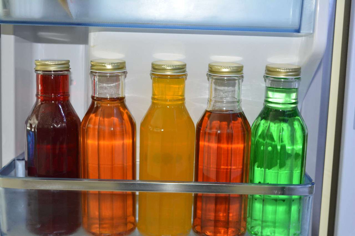 12 pcs - 12 oz Glass Ring Neck Sauce Bottle with Lid