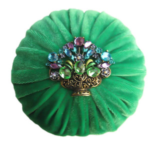 4" Kelly Green Green Emery Pincushion | Emery Pincushions, Pincushion Fillings