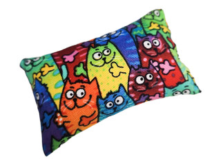 Colorful happy cats pattern emery sand filled pin cushion