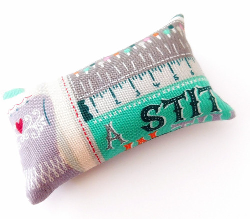 A Stitch in a time emery sewing pincushion