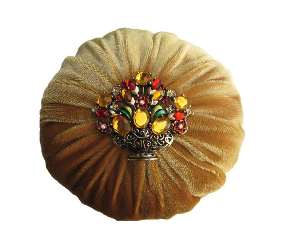 4" Golden Emery Pincushion | Emery Pincushions, Pincushion Fillings