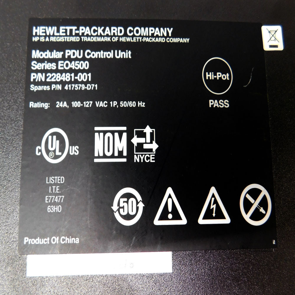 (・8・) Hewlett Packard 228481-001 Single Rack Space Modular PDU