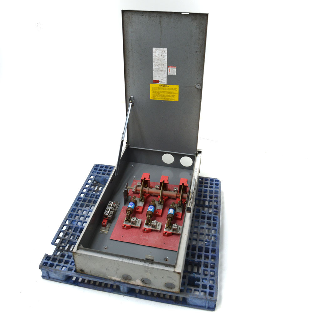 Square D H325NR Fused Safety Disconnect Switch 400A 240VAC/250VDC