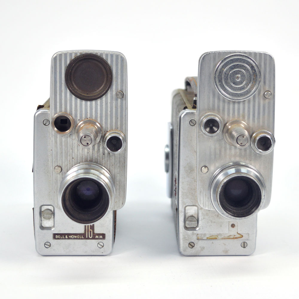 BELL & HOWELL 200 EE 16mm CINE CAMERA BELL & HOWELL 200 EE 16mm CINE CAMERA