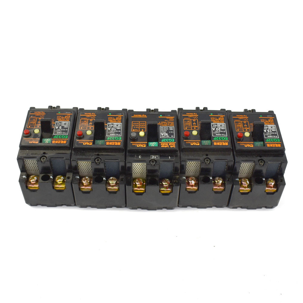 Fuji EG32F Circuit Breakers (1) 5A (2) 10A (1) 15A (1) 20A