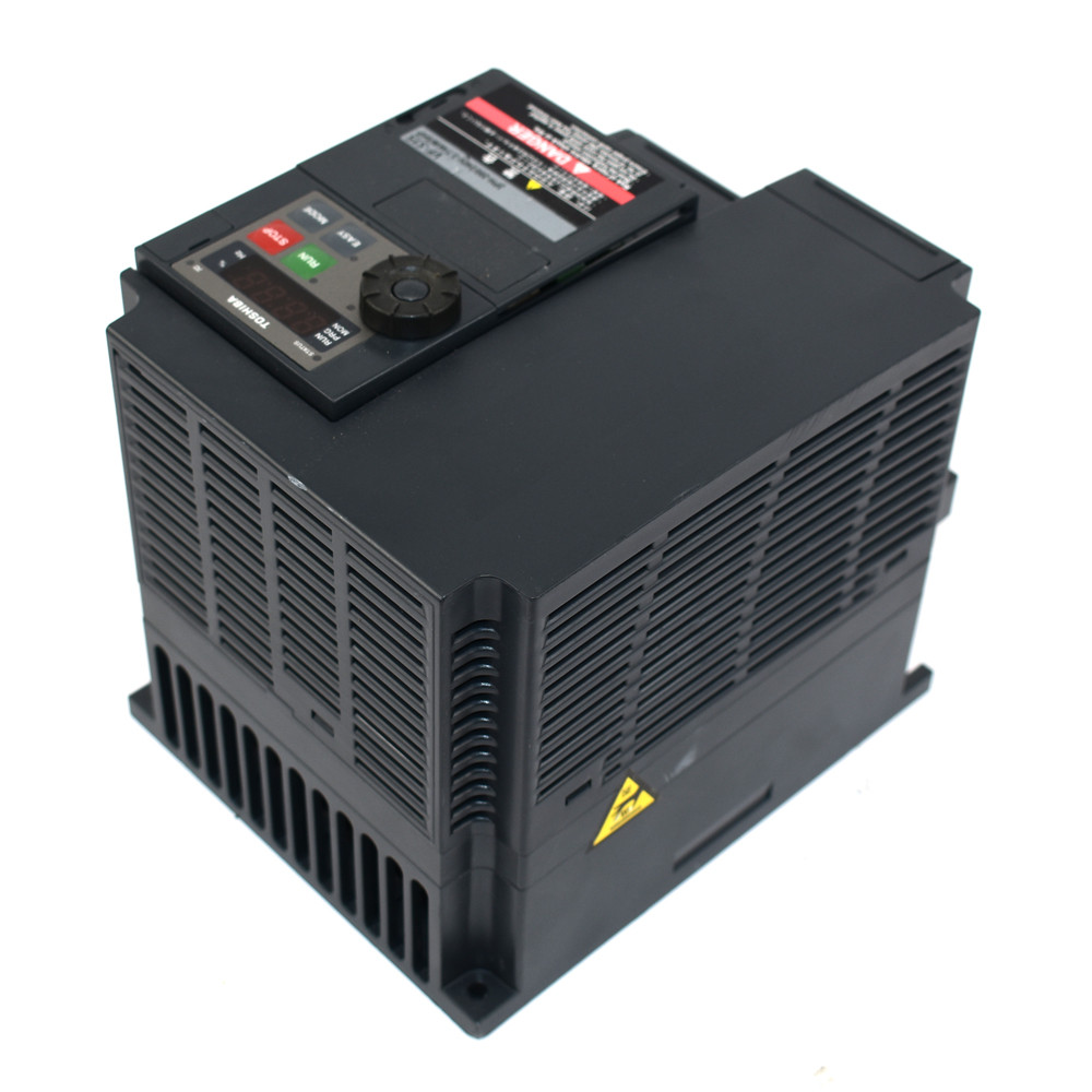 東芝 インバータ VFS15-2037PM