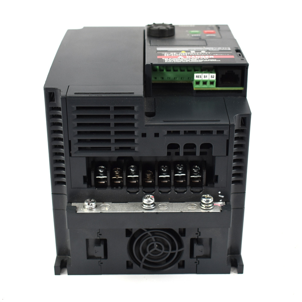 Toshiba VFS15-2037PM Transistor Inverter 3PH 200-240V 0.1 Toshiba VFS15-2037PM Transistor Inverter 3PH 200-240V 0.1