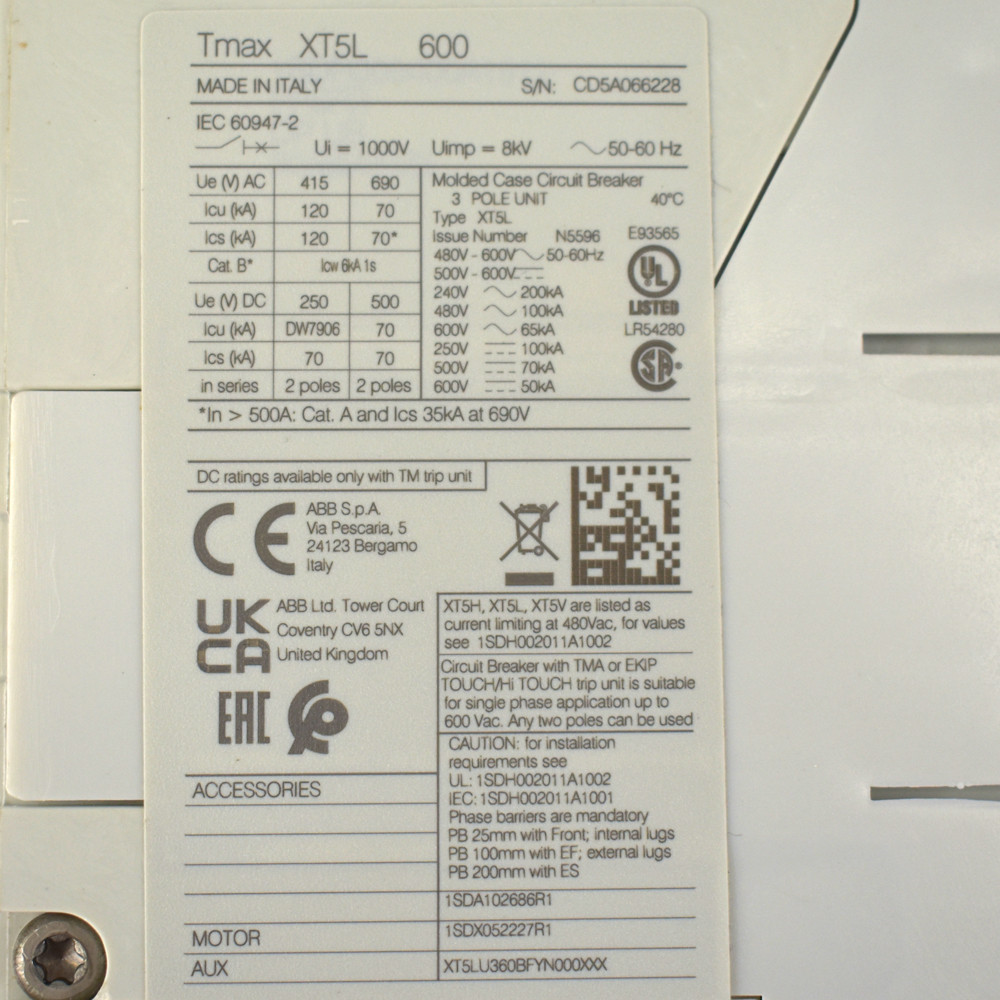 ABB SACE TMAX XT5L 600 Circuit Breaker with Accessories 3P 600A ABB SACE TMAX XT5L 600 Circuit Breaker with Accessories 3P 600A