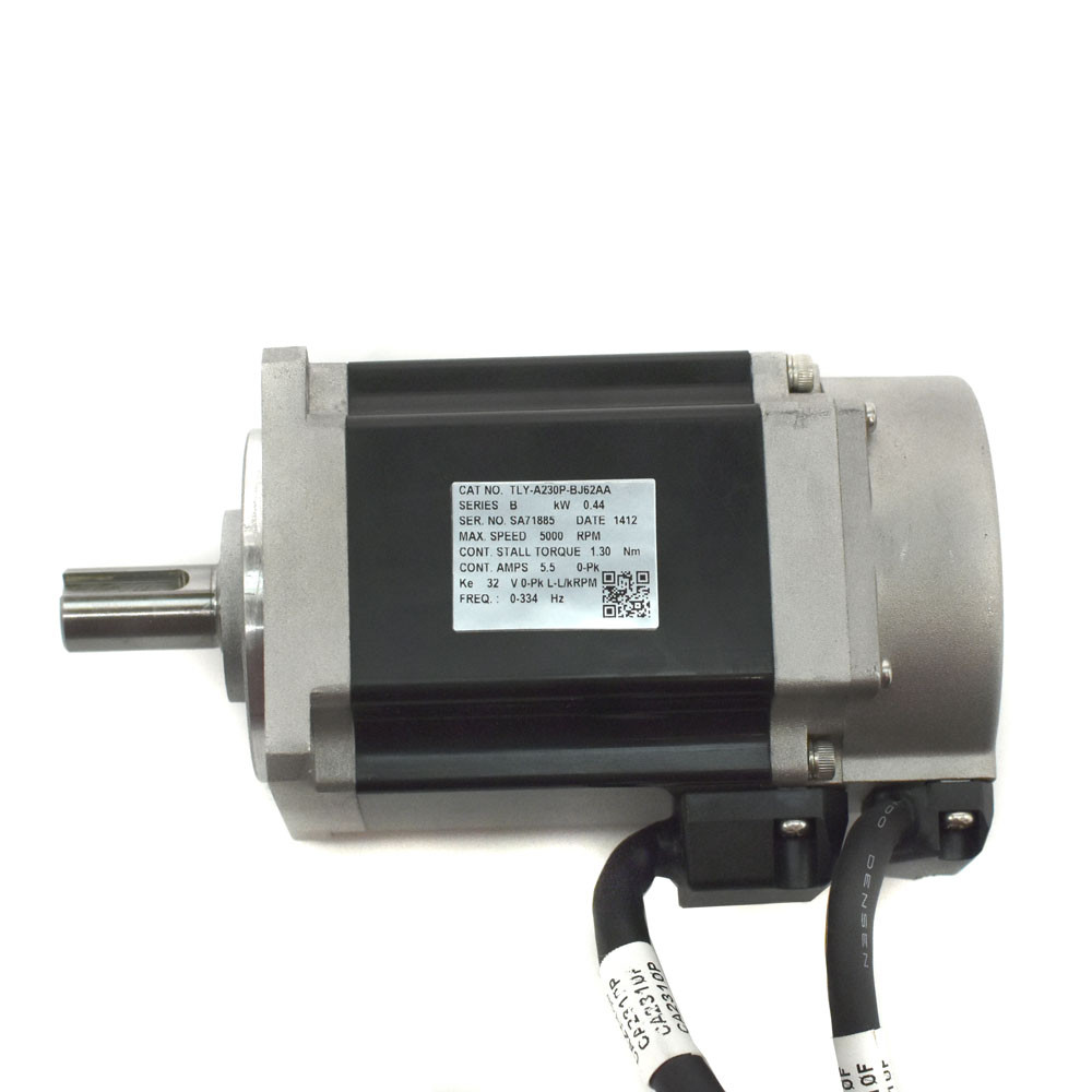 Allen-Bradley 2097-V33PR3-LM Kinetix 350 Drive VFD w/ TLY-A230P