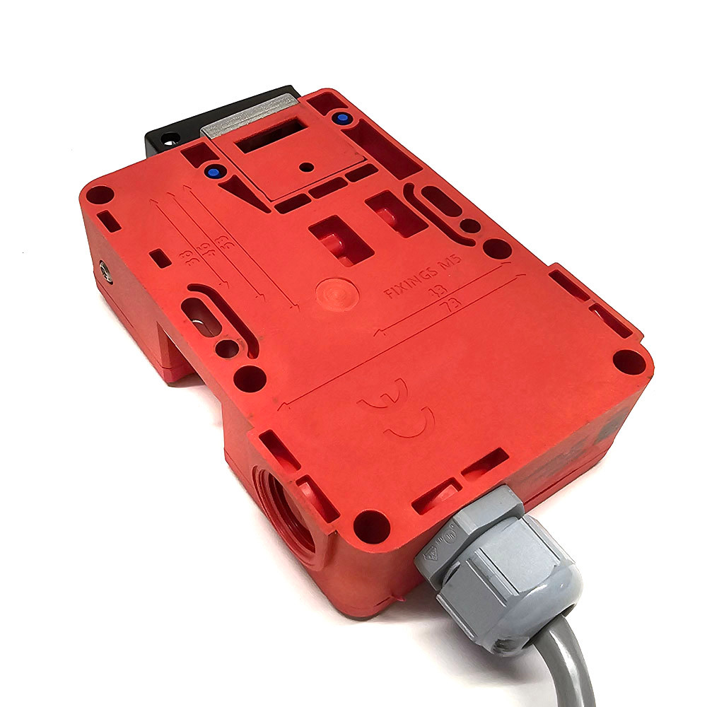 Allen-Bradley TLS2-GD2 Guardmaster Safety Switch 24V