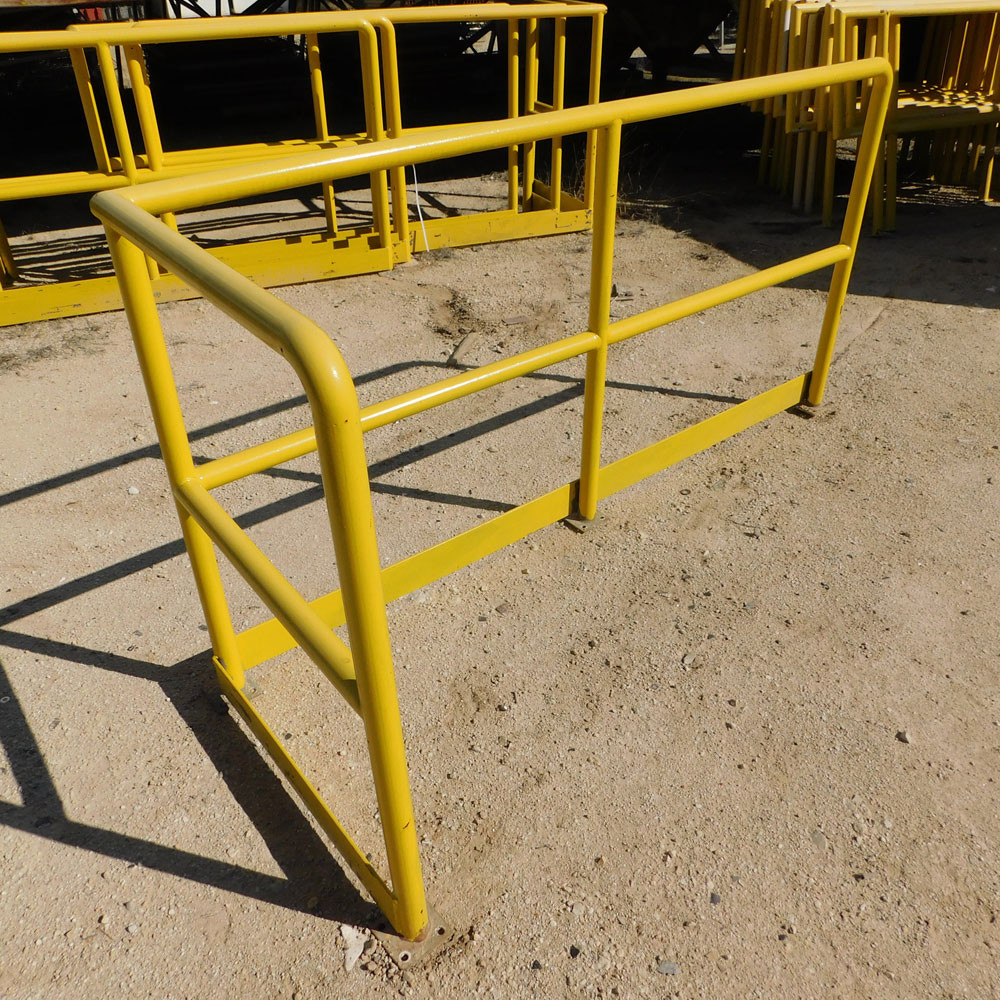 Steel Pipe Safety Railing 90-Degree Corner Hand Guard Rail 7'L x 42