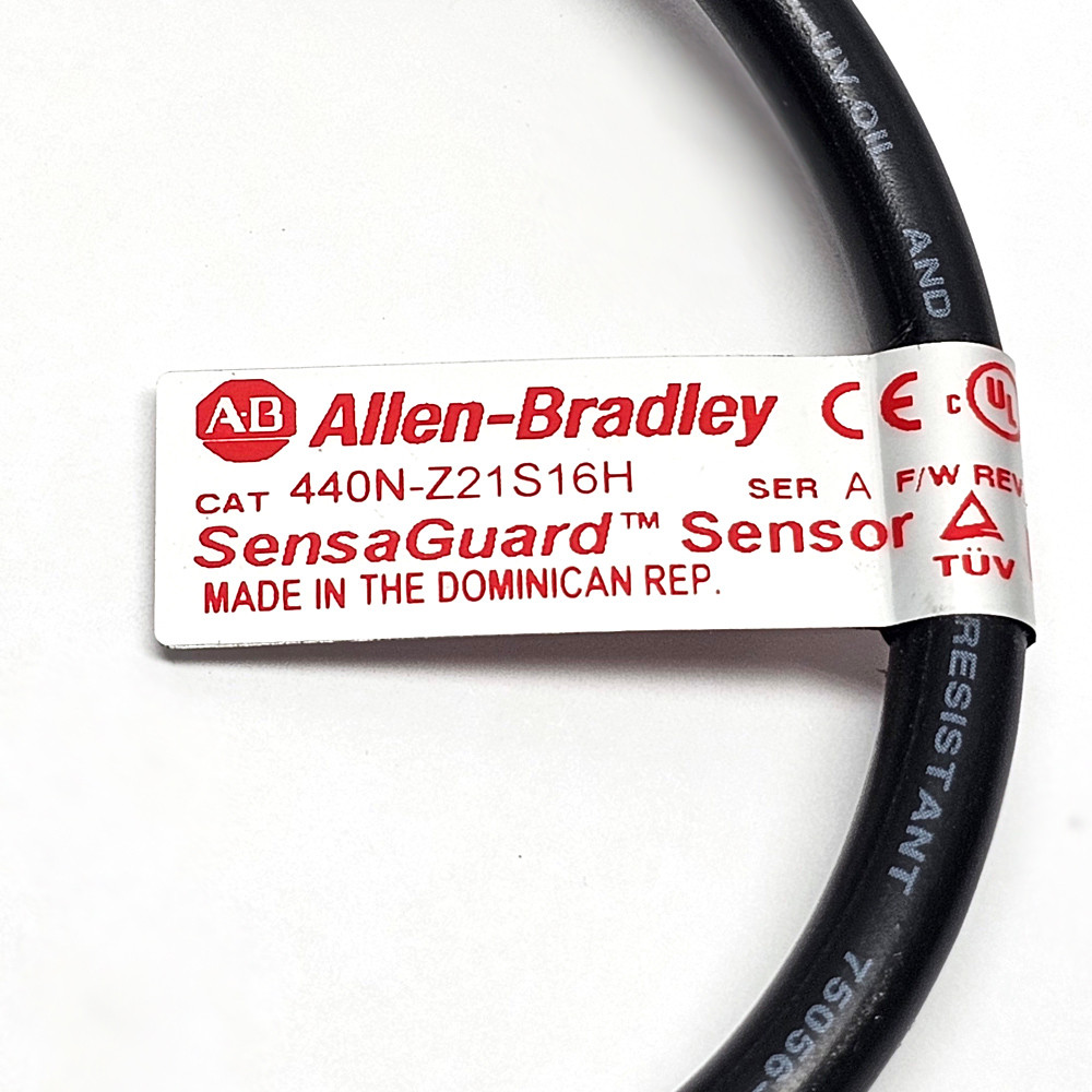 Allen-Bradley 440N-Z21S16H SensaGuard 18mm Barrel Sensor