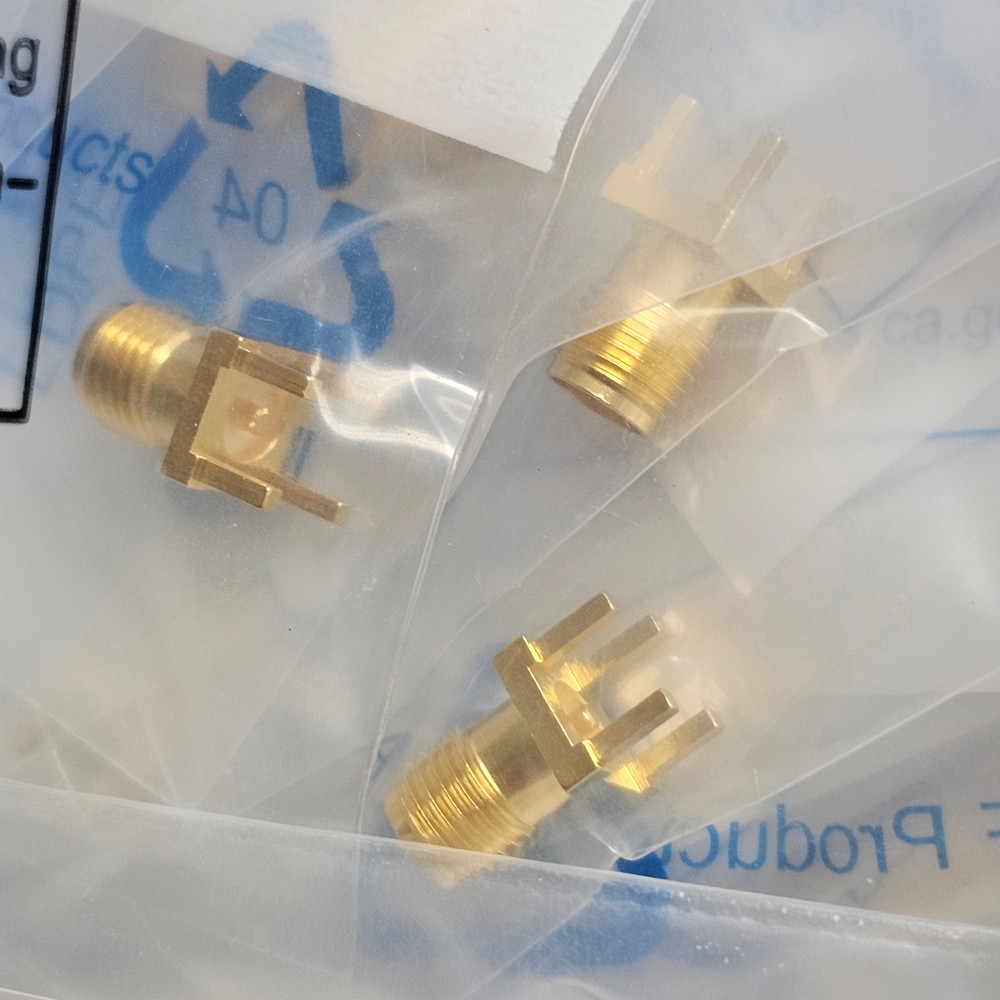Amphenol 132134-15 RF Straight PCB Connectors 50O (50)