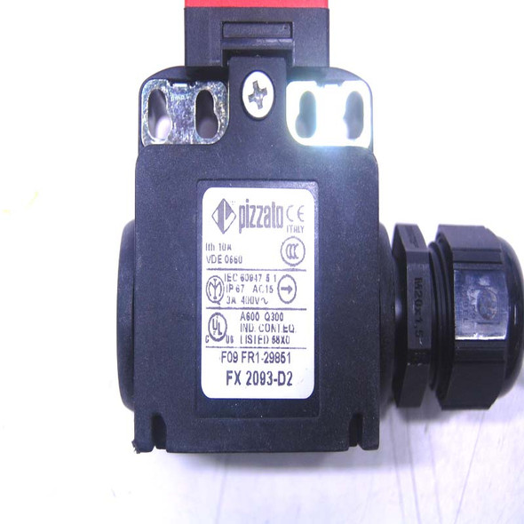 Lot of 6 Pizzato FX 2093-D2 400VAC 3A Interlock Limit Switches w/ Keys