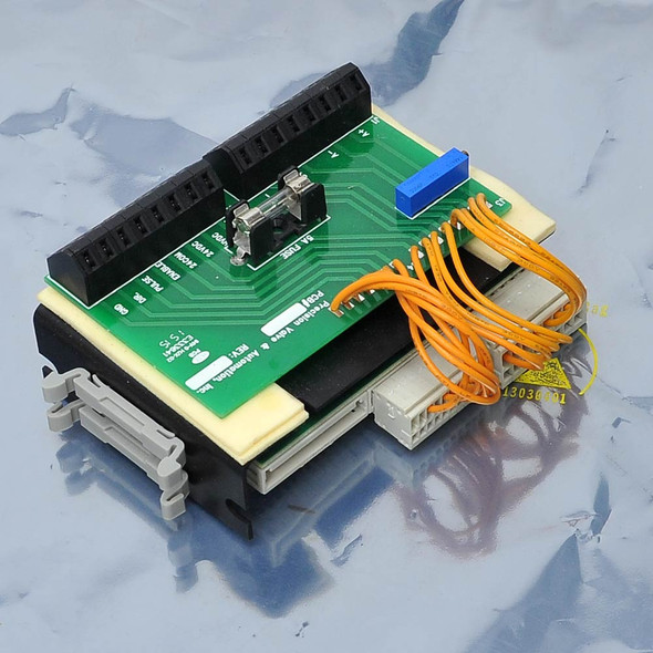 Technosoft P052.001E876-O Step Motor Control Drive w/PVA Breakout Board 12-48VDC Technosoft P052.001E876-O Step Motor Control Drive w/PVA Breakout Board 12-48VDC