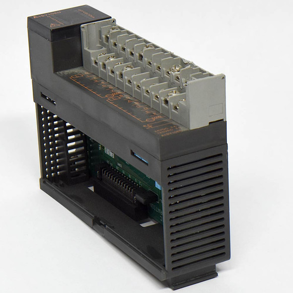 Mitsubishi Electric A1SY10EU Digital Output PLC Module 16 Point 24VDC/120VAC Out Mitsubishi Electric A1SY10EU Digital Output PLC Module 16 Point 24VDC/120VAC Out