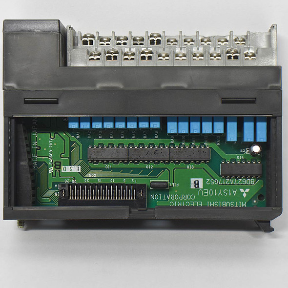 Mitsubishi Electric A1SY10EU Digital Output PLC Module 16 Point 24VDC/120VAC Out Mitsubishi Electric A1SY10EU Digital Output PLC Module 16 Point 24VDC/120VAC Out