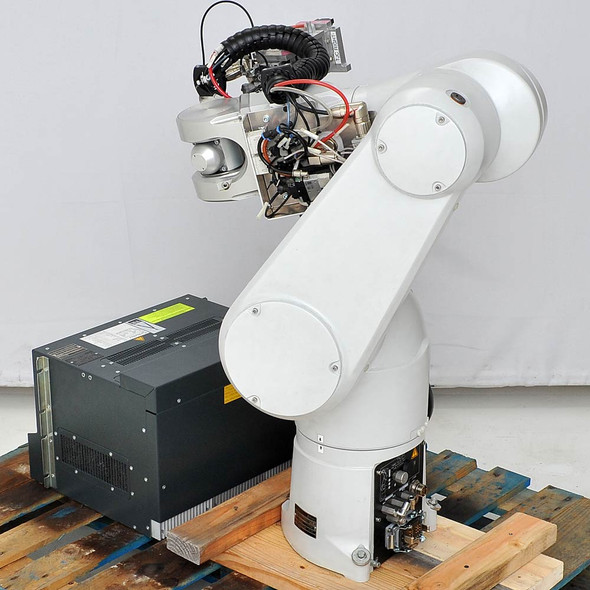 Staubli TX90bmn ESD 6-axis 1m Industrial Robot Arm with CS8 Controller, Cables