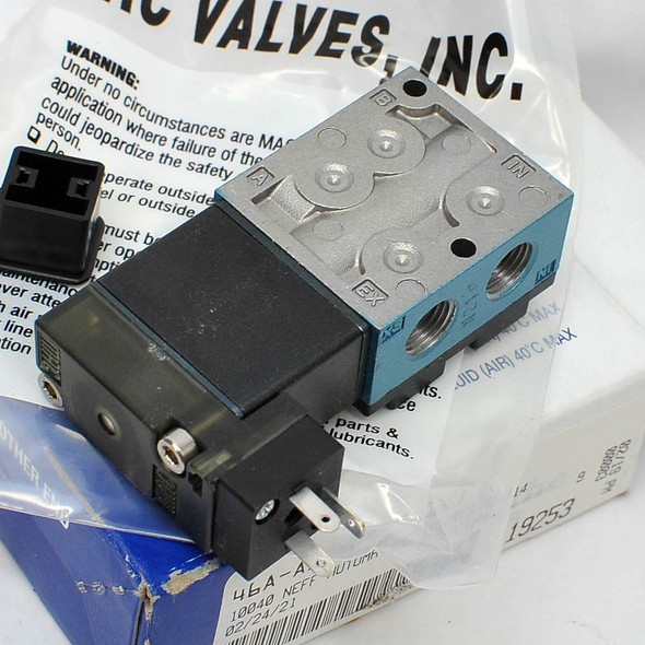 NEW MAC 46A-AA1-JDA0-1KJ Solenoid Valve 24VDC 5.4W Vacuum/100PSI 1/8"NPT(f)