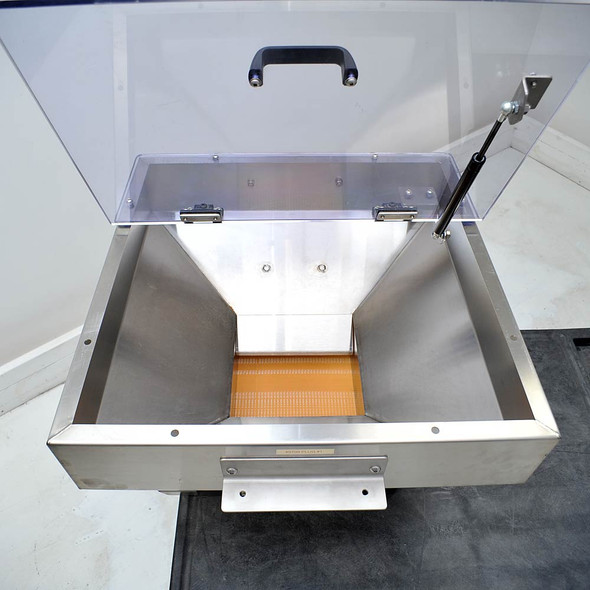 Shibuya Hoppmann LB-03 Overhead Live Bottom Prefeeder Conveyor Hopper 208/460VAC