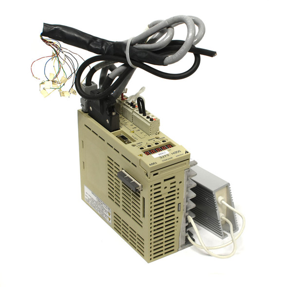 Yaskawa Electric SGDH-04FE Servo Drive 400W Amplifier w/ Rara IRV200 Resistor