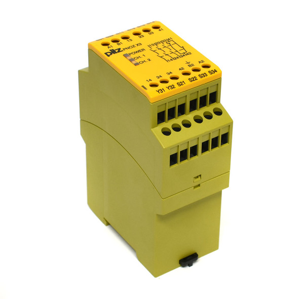 Pilz PNOZ X3 230VAC 24VDC 3n/o 1n/c 1so Safety Relay DIN Rail Mountable 774318