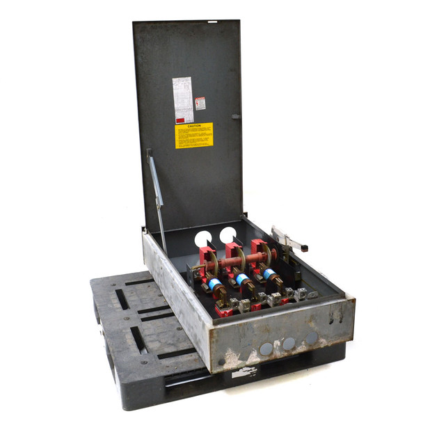 Square D D326NR Fused Safety Disconnect Switch 600A 240VAC 150HP Type 3R Square D D326NR Fused Safety Disconnect Switch 600A 240VAC 150HP Type 3R