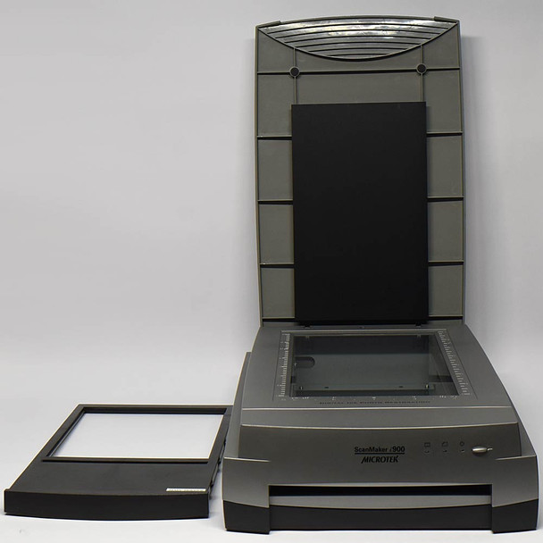 Microtek MRS-3200FU2 ScanMaker i900 Flatbed Scanner