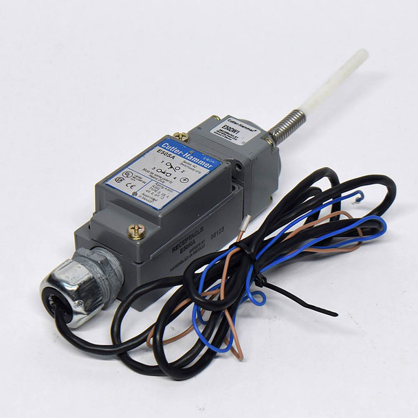 Eaton Cutler Hammer E50SA Limit Switch w/ E50RA, E50DW1