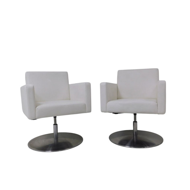 (Lot of 2) Global Furniture Group Jeo 8434 Self-Centering Lounge Chair