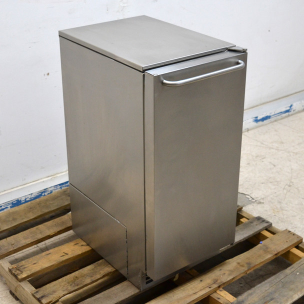 Scotsman CU50PA-1A Stainless Undercounter Ice Maker 65 lbs/24hr 115V